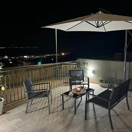 Gardenie Home: Delizioso Villino Vista Mare Апартаменты *